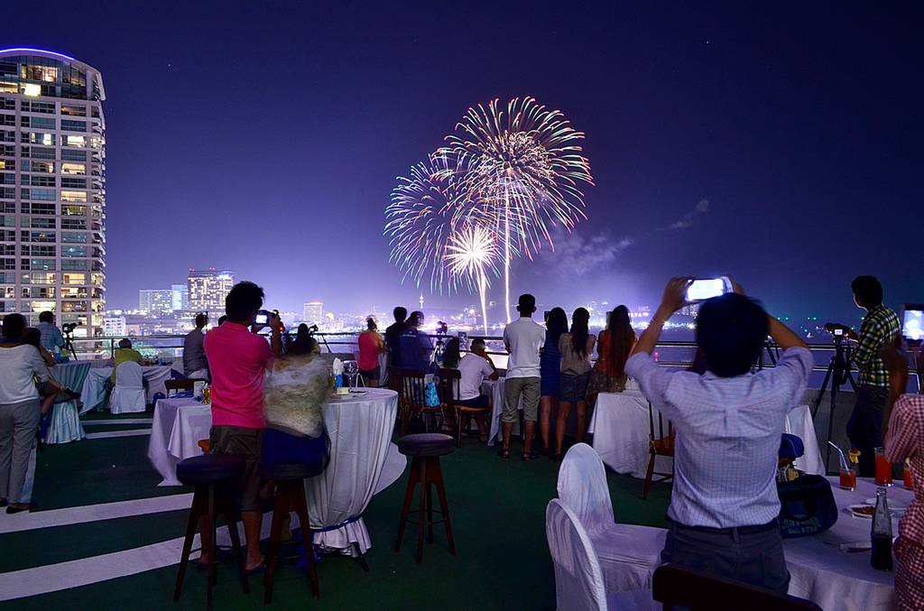 Pattaya Fireworks Festival-Aone